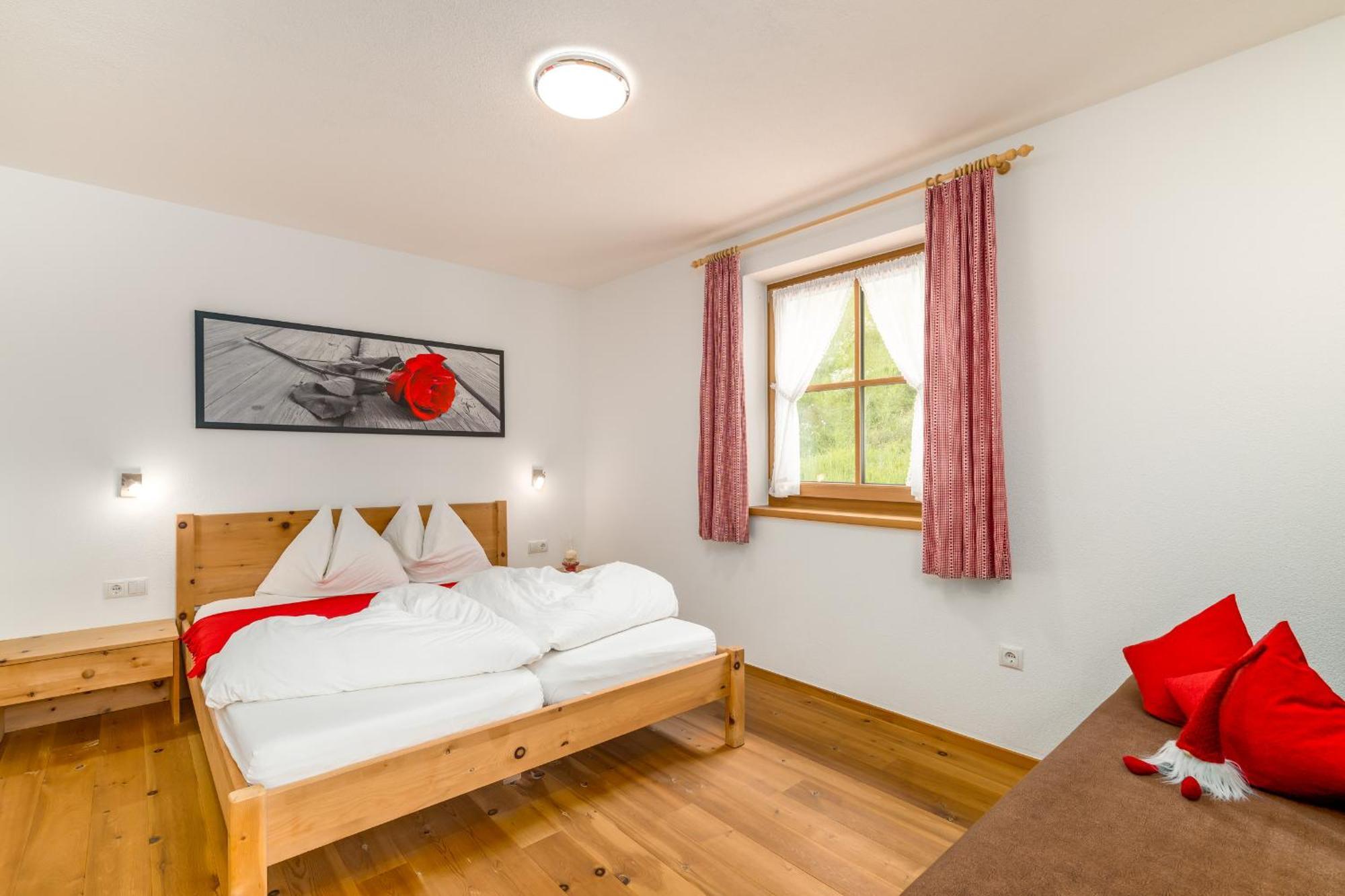 Tratterhof Apartments Vallarga Esterno foto